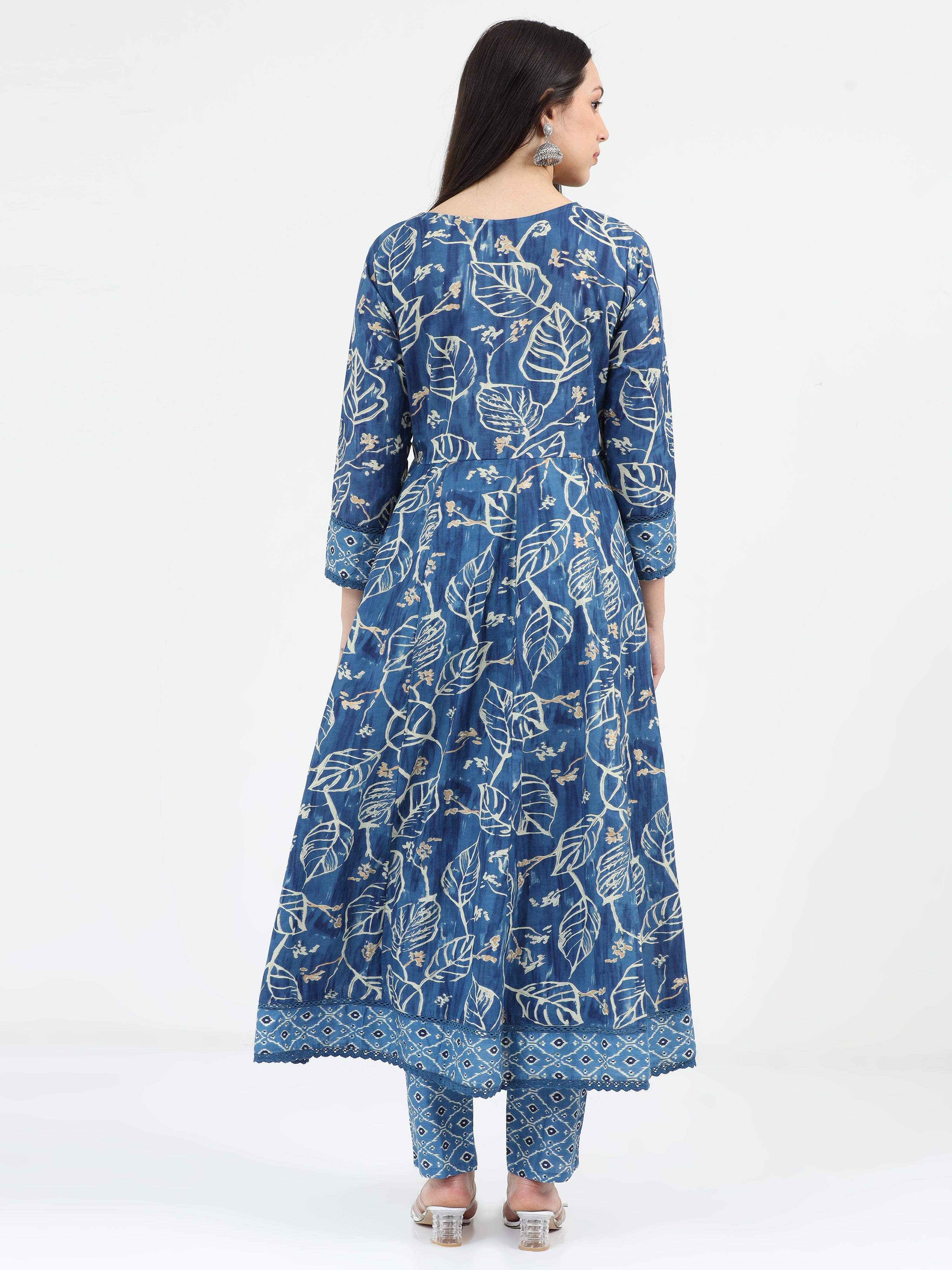 Neel Nakhra Kurta Set